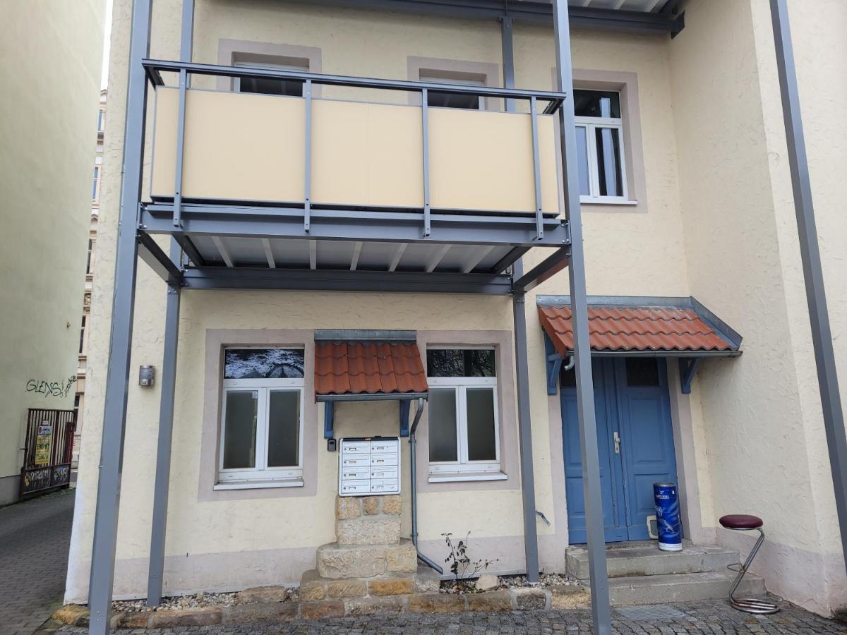 Ferienwohnung Oder Studio Dresden-Neustadt Inkl Parkplatz Mit Balkon Oder Terrasse Exterior photo